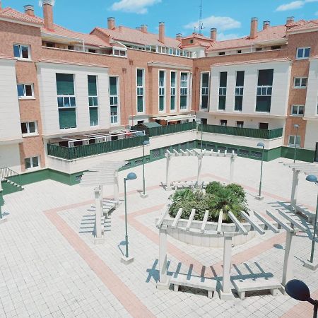 Apartamento Para 5 Personas Con Garaje A 10 Minutos De Valladolid Bagian luar foto