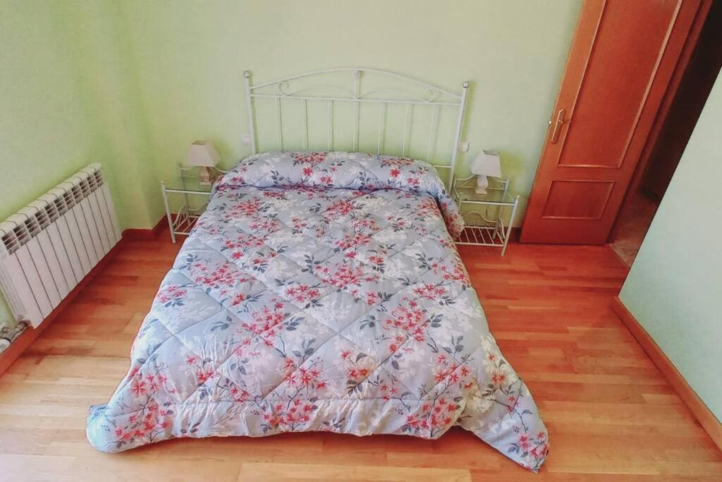 Apartamento Para 5 Personas Con Garaje A 10 Minutos De Valladolid Bagian luar foto